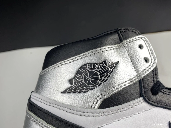 OG 1 CD0461-001 SILVER JORDAN WMNS AIR HIGH TOE 0524